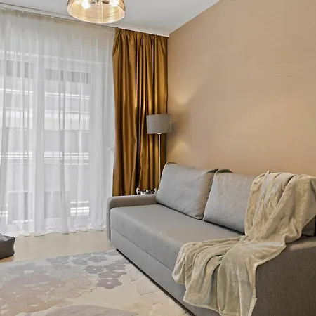 Happy Apartment